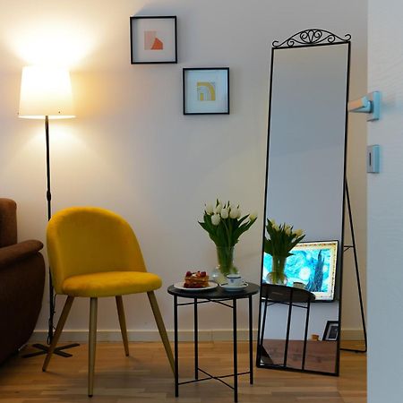 Amalia - Quiet 1Br Apartment With Parking & Wi-Fi Bucarest Exterior foto