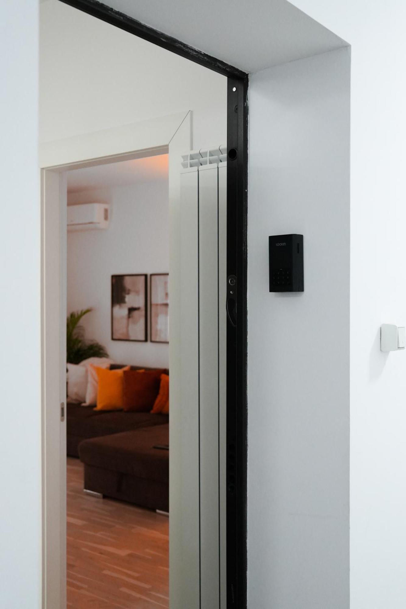 Amalia - Quiet 1Br Apartment With Parking & Wi-Fi Bucarest Exterior foto