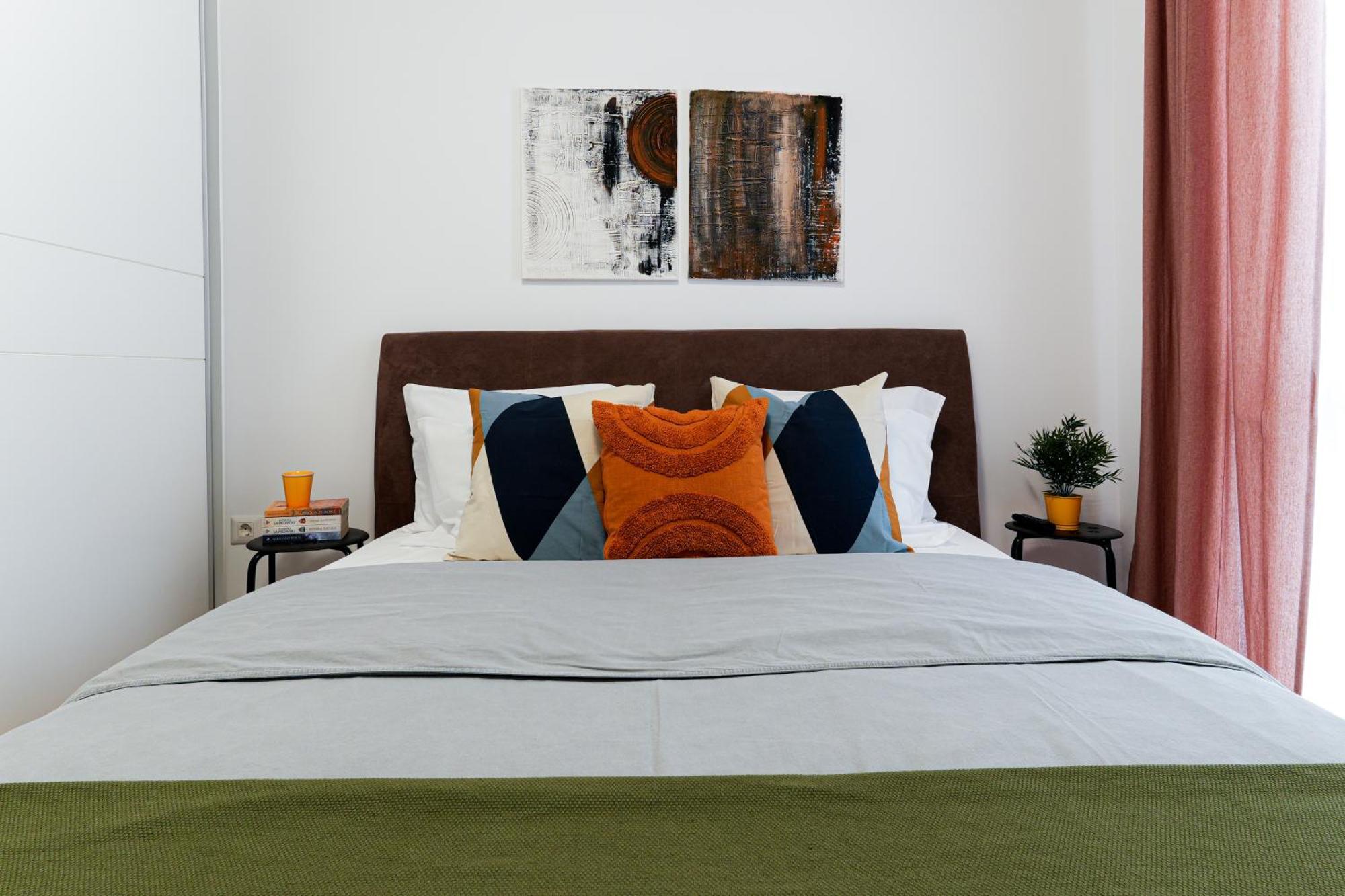 Amalia - Quiet 1Br Apartment With Parking & Wi-Fi Bucarest Exterior foto